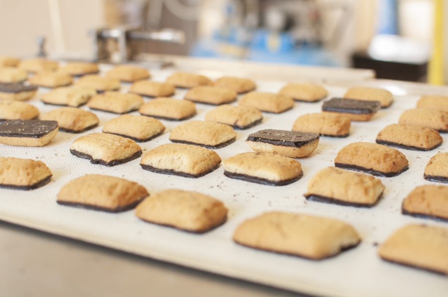 Bambino cajno pecivo sa prelivom sa ukusom vanile